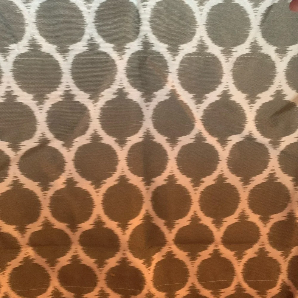 NWT Set of 2 Morocco Gray and White Print Valance with Lining
